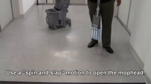 Двойное ведро на колесах Unger COMBG. Видеоинструкция