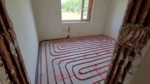 Одноэтажный дом 170 кв м. Монтаж отопления, тёплых полов и водопровода.