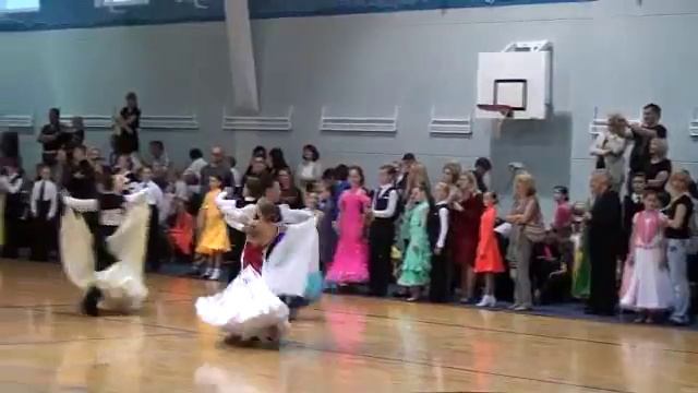 Танго Дан Рейницанс - Алёна Курчик смотреть онлайн