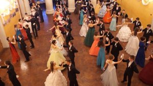 Менуэт. Весенний бал 2014