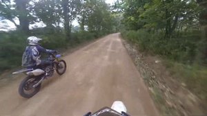 Учимся Вилли на Yz250f )))