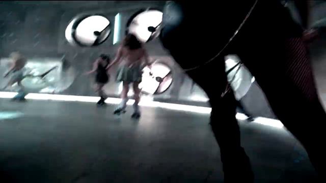 Robbie Williams - Rock DJ (Official Music Video)