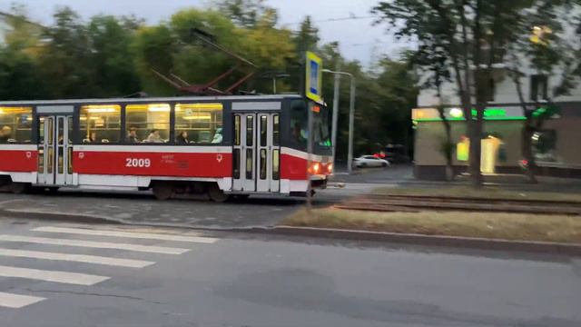 "Вечерний трамвай" Tatra T6B5-MPR 2009 Inekon, г. Уфа, 8 маршрут, 16 сентября 2022, улица Кольцевая смотреть онлайн