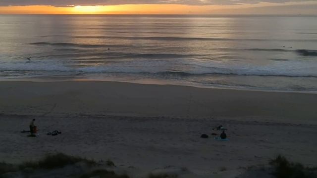 Tello Drone Ryze Dji on the beach Surfers смотреть онлайн