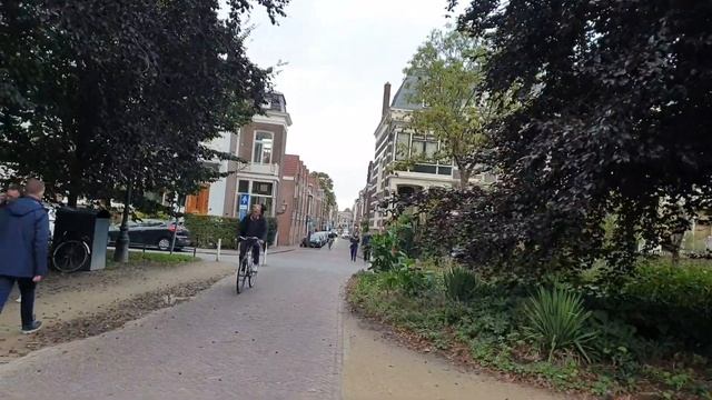 #Прогулка в парке. #Город #Leiden. #Голландия. смотреть онлайн