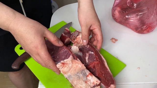 Деликатесы в непростое время в России Шокирующие цены на рыбу и полуфабрикаты Прослезились смотреть онлайн