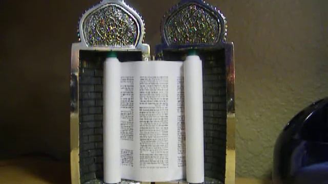 КОРАХ-о аде на английском языке смотреть онлайн