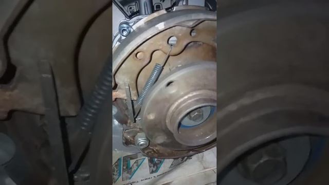 Квадроцикл самодельный, центробежное сцепление из тормозного барабана на двигателе 15л.с смотреть онлайн