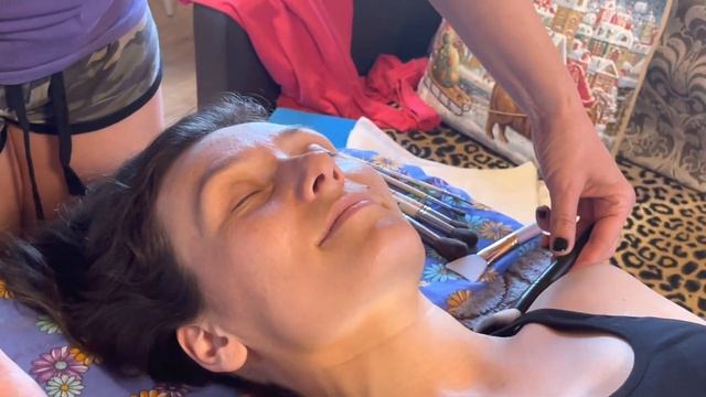 Кисточковая Терапия лица и всего тела смотреть онлайн