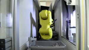 Загрузка в станки. FANUC Machining Robot Loads & Unloads 2 Machine Tools Using 3D Bin Picking