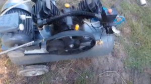 Компресор з компресорним блоком 2065DLZ. Огляд і тестування