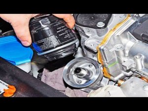 НИКОГДА НЕ ОТКРУЧИВАЕТЕ МАСЛЯНЫЙ ФИЛЬТР ПОКА НЕ СОЛЬЁТЕ МАСЛО С ПОДДОНА АВТОМОБИЛЯ ?