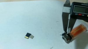 Можно ли поставить одновременно 2 SIM карты и карту памяти слот телефона?