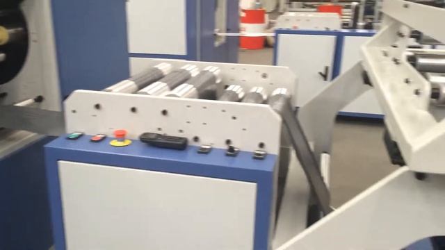 PS-ROLL 900 M ОБОРУДОВАНИЕ ДЛЯ ИЗГОТОВЛЕНИЯ МУСОРНЫХ ПАКЕТОВ В РУЛОНЕ (МАКС. ШИРИНА 900 ММ) смотреть онлайн