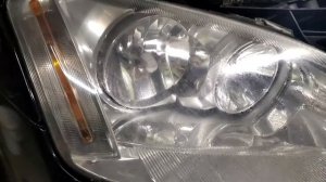 Полировка фар Ford Focus C-Max и оклейка их пленкой в гаражных условиях