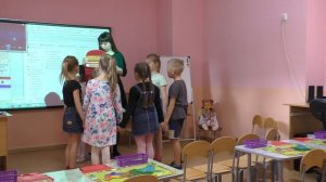 ООД в подготовительной к школе группе № 5 на тему： ＂Моя Родина＂