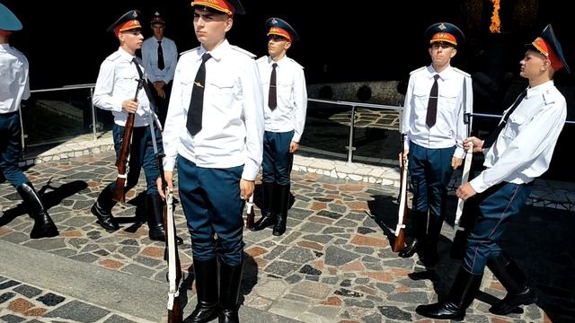 Смена караула в зале воинской славы. Мамаев Курган. Волгоград 27.08.21 смотреть онлайн