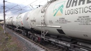 Электровоз ВЛ80С-2621 с грузовым поездом