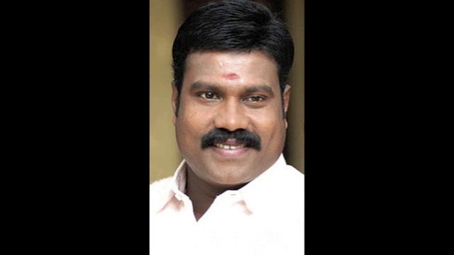 kalabhavan mani song (pakalu muzhuvan pani eduthu) смотреть онлайн