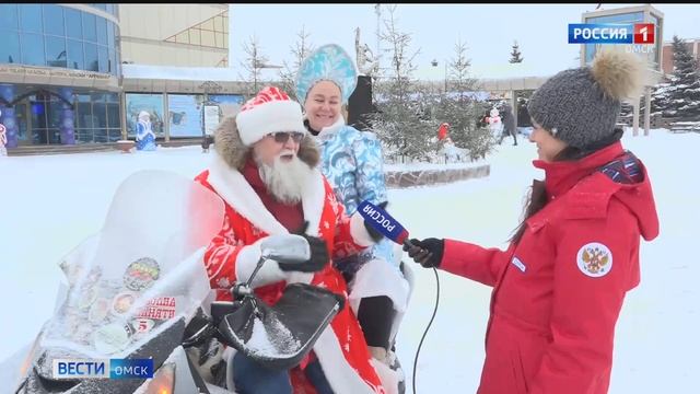 Байкеры Омска провели необычный костюмированный заезд смотреть онлайн