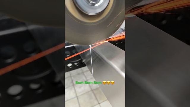 Резка нержавеющей стали #shorts смотреть онлайн