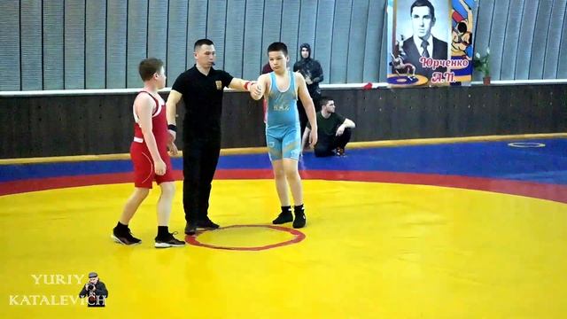 Здесь золото просто так не достается, для этого нужно много "пахать"... /Часть 3 смотреть онлайн