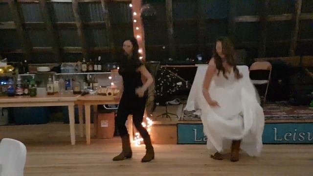 The Best Git Up Challenge, Bride Style #TheGitUp #TheGitUpChallenge смотреть онлайн