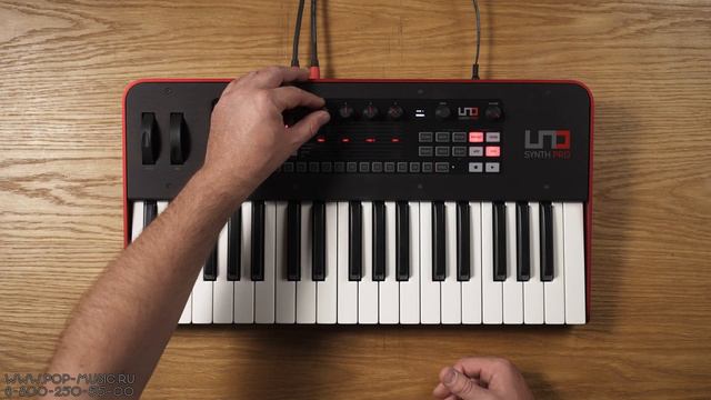 Аналоговый синтезатор IK MULTIMEDIA UNO SYNTH PRO
