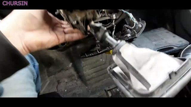 Mercedes sprinter W903 OM611 Замена тросов МКПП смотреть онлайн