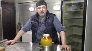 КАК РАСТОПИТЬ засахаренный ПЧЕЛИНЫЙ МЁД? и сколько уходит время. МЁД?  В КОПТИЛЬНЕ