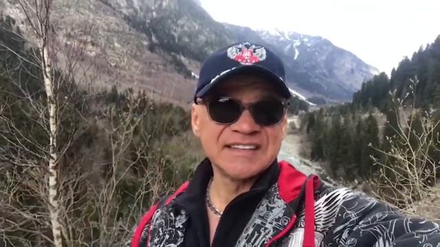 Стихи в горах /Отпускаю все/ читает Владимир Гунбин смотреть онлайн