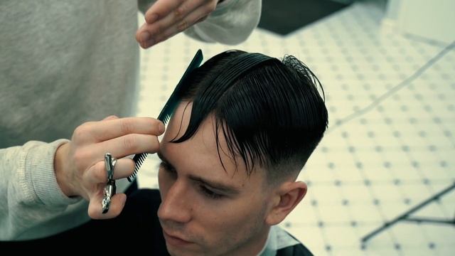 Как подстричь мужскую стрижку Side Part \ Бесплатный мастер-класс #haircut #hairtutorial смотреть онлайн