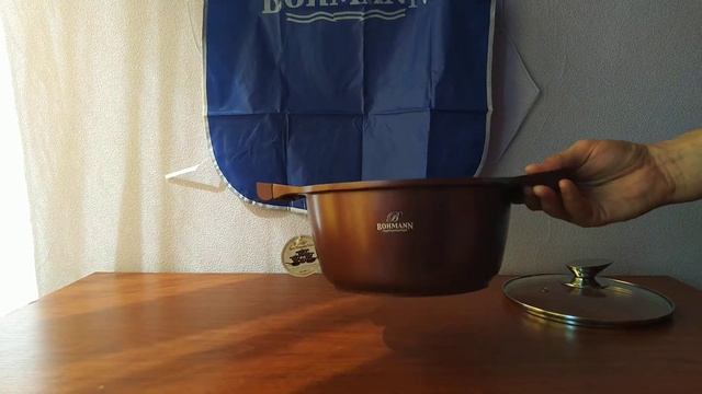 Bohmann BH 150-20 Brown - обзор непригораемой кастрюли объёмом 3 литра, в корпусе коричневого цвета смотреть онлайн