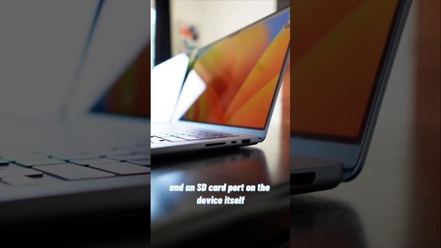 MacBook showdown! M2 Air vs 14” M2 Pro #apple #tech #macbook смотреть онлайн