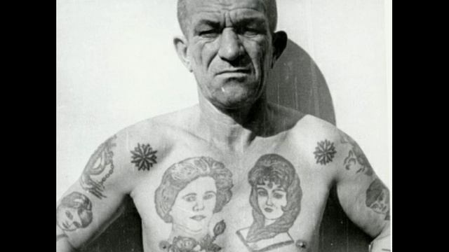 смотрящий в Молдованке убил зэка, сжег труп и повесил его. Псих смотреть онлайн