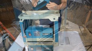 Makita 2012 nb рейсмус. Распаковка. Первый запуск.  МАКИТА рейсмусовый станок.