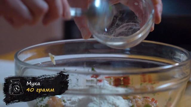 Вкуснейшие рубленые куриные котлеты с сыром. Быстрый и простой рецепт! смотреть онлайн