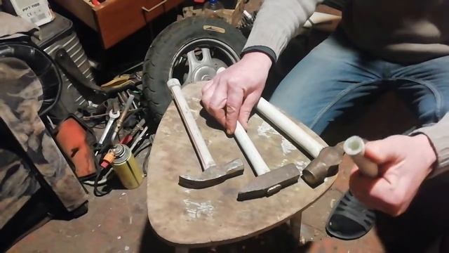 Ручка на молоток из пластиковой трубы смотреть онлайн