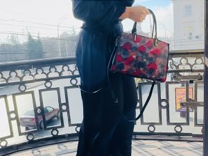 Женская классическая деловая сумка ручной работы красная с серым