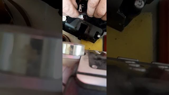 Ремонт замка двери на форд ф.2.