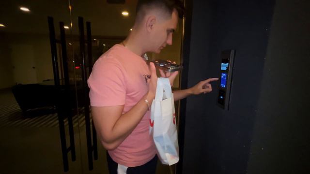 Будни доставшика в Лос Анджелесе | Сколько можно заработать в обычный день? смотреть онлайн