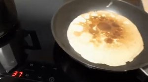 БЛИНЧИКИ НА ОГУРЕЧНОМ РАССОЛЕ ?