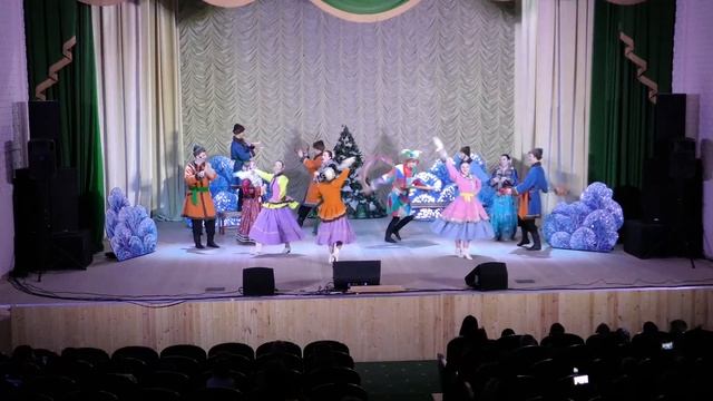 "Первый подарок Деда Мороза" смотреть онлайн