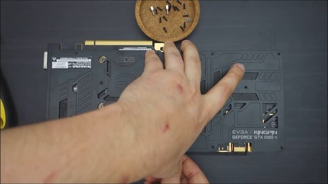 Обзор EVGA GTX 1080 Ti Kingpin (сравнение обычных карт с оверклокерскими) смотреть онлайн