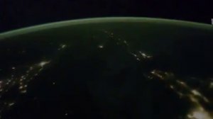 la Core du Nord en pleine nuit vue d un Satelite en [HD]