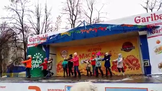 Ёлки-шишки. В парке "Якутова" 10/03 /2019 смотреть онлайн