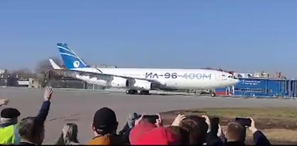 Российский Ил-96-400М успешно совершил первый полет / События на ТВЦ