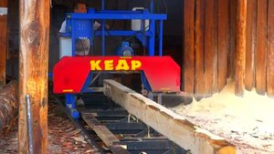 Оборудование Кедр: работа ленточных и дисковых пилорам, оцилиндровочного станка