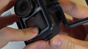 Как вынуть DJI Osmo Action из чехла?