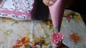 Торт для женщины на юбилей. Украшение торта Белково Заварным Кремом